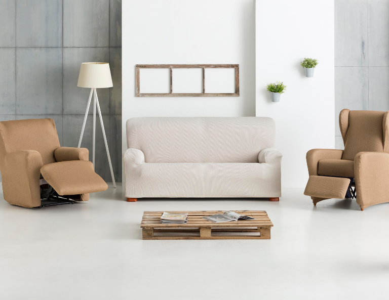 CÓMO DARLE UN TOQUE DE CALIDEZ A NUESTRO SOFÁ