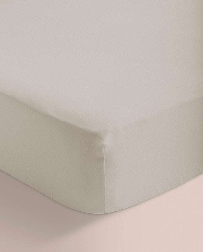 3974640