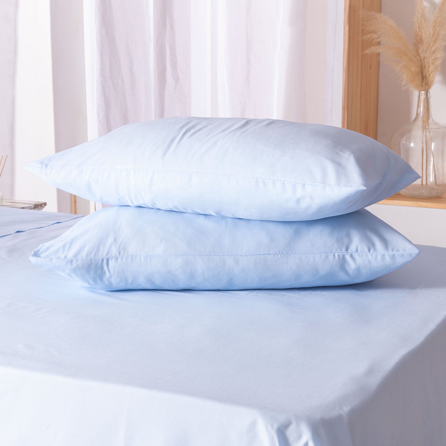 Funda de Almohada Karamelo Liso Celeste