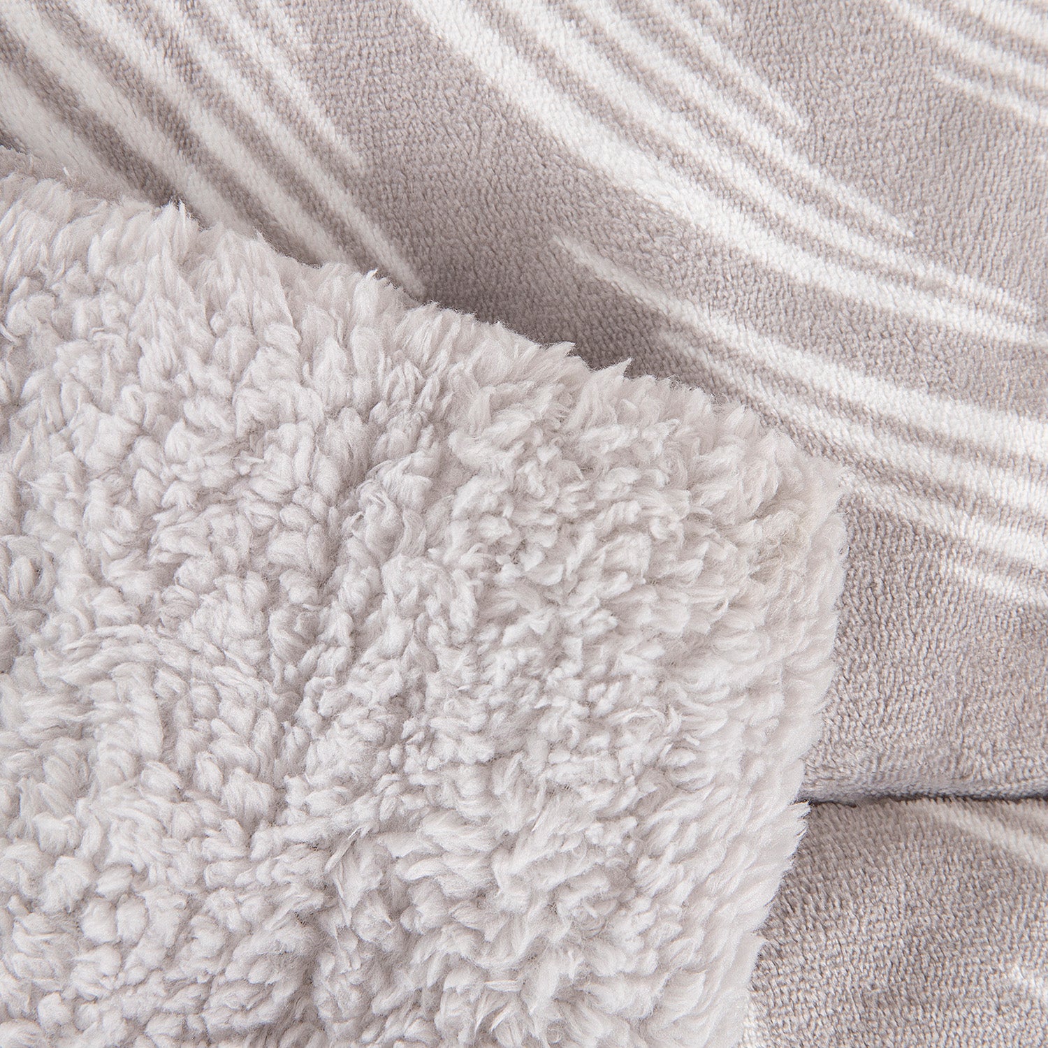 Edredón Karamelo Confort Sarpei Auriel - Set Edredón + Fundas de Almohada