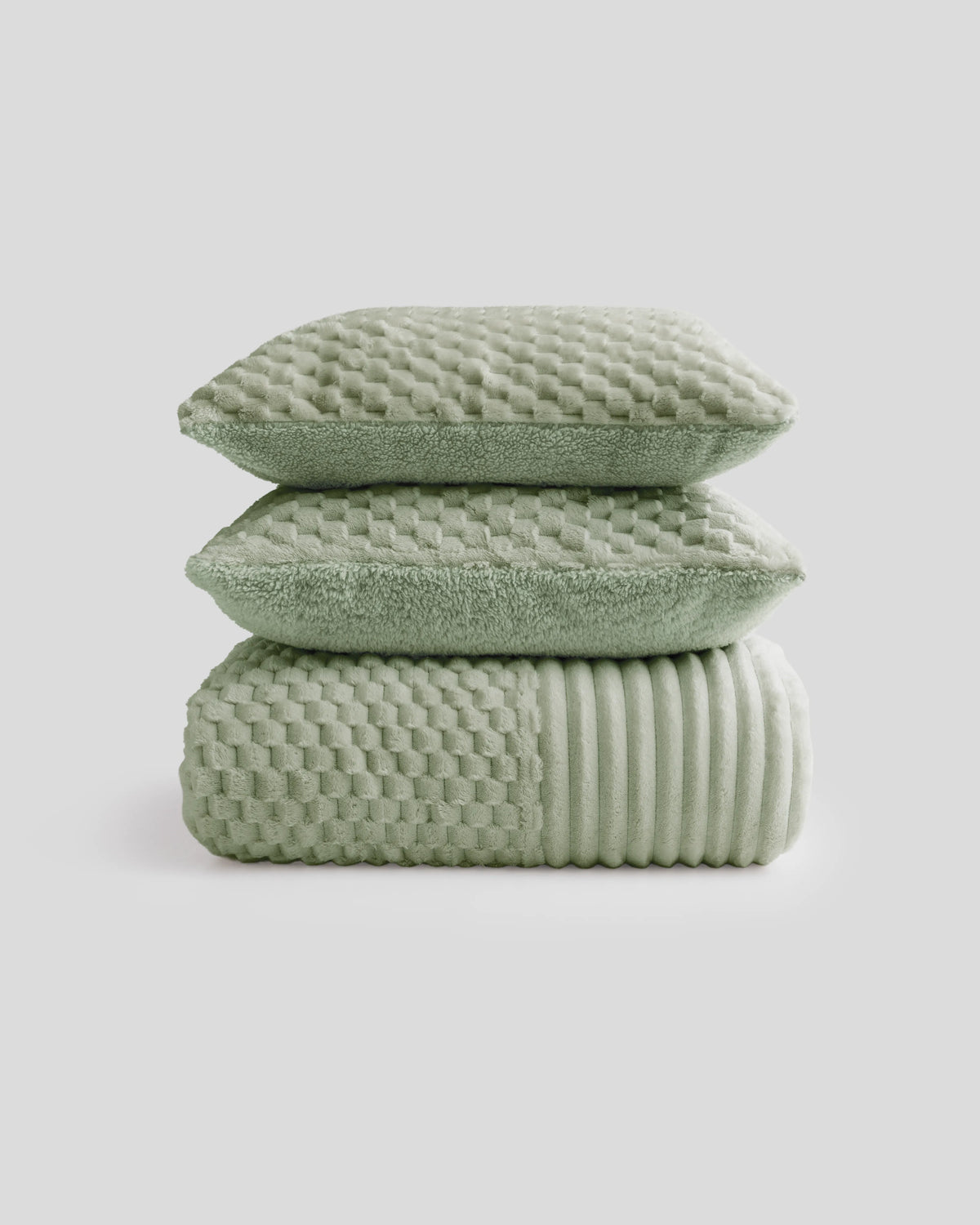 7055808